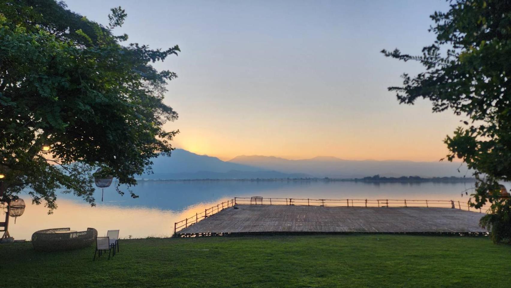 Naga Tara Boutique Resort Phayao Ngoại thất bức ảnh