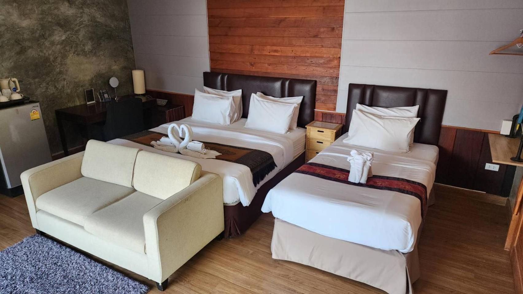 Naga Tara Boutique Resort Phayao Ngoại thất bức ảnh